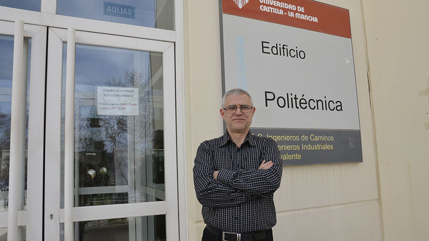 Un estudio de la UCLM mide por vez primera la resistividad de metales pesados en estado gaseoso