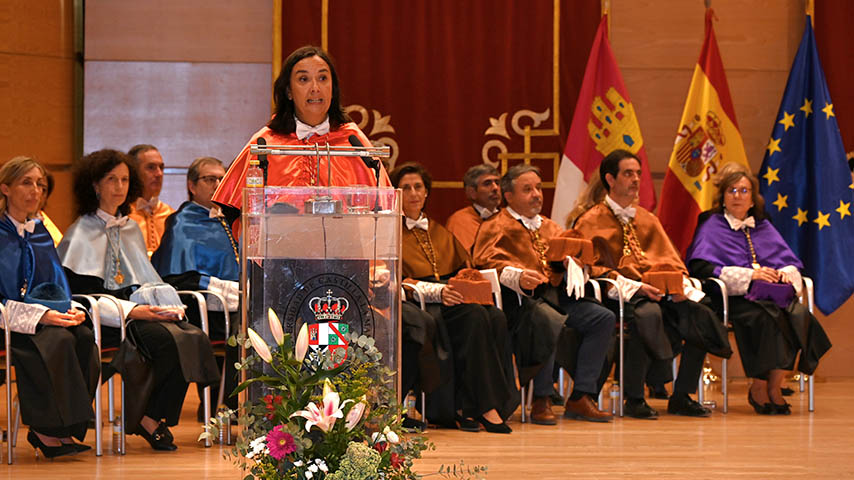 Lectura de la memoria académica